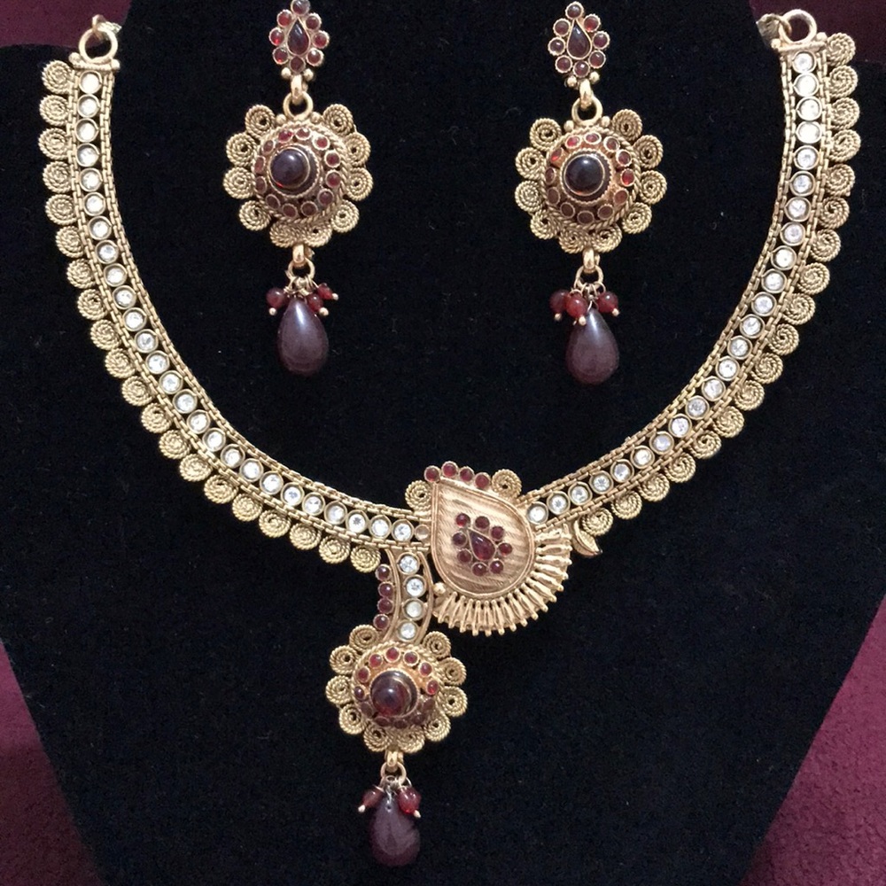 Brand New Jewelry Set (Indian)